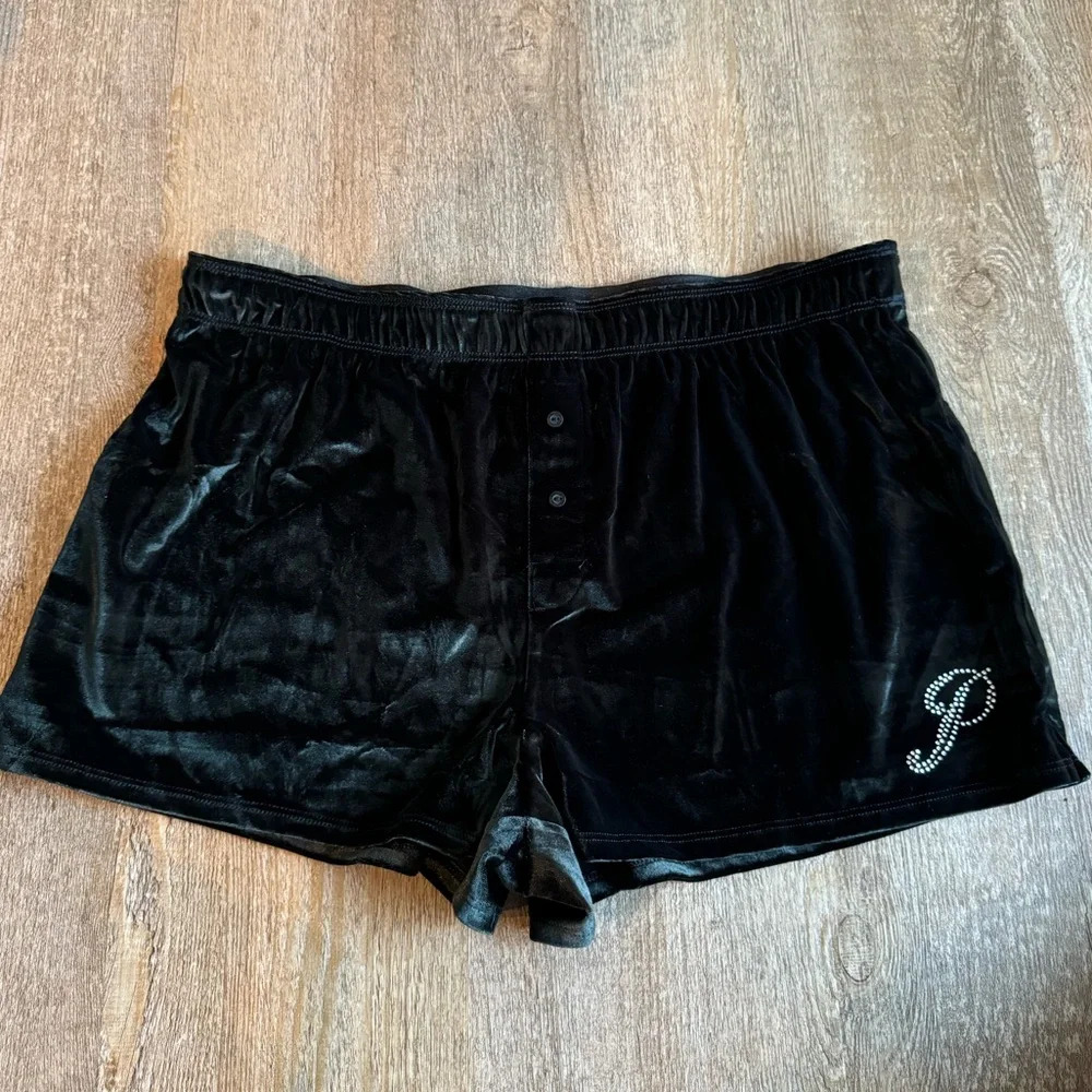 Black Velvet Women's Sleep Shorts